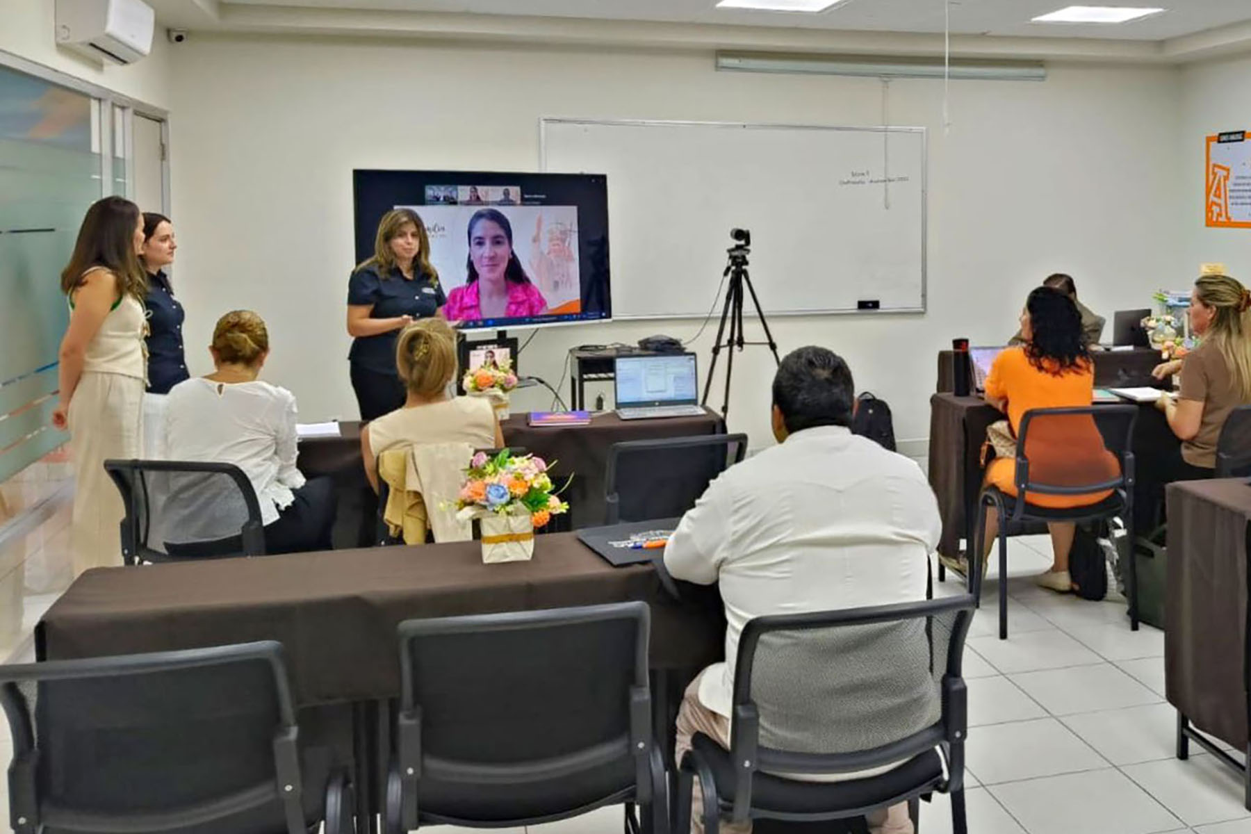 2 / 3 - Diplomado en Teología del Cuerpo y el Amor Humano 2 / 3 - Diplomado en Teología del Cuerpo y el Amor Humano