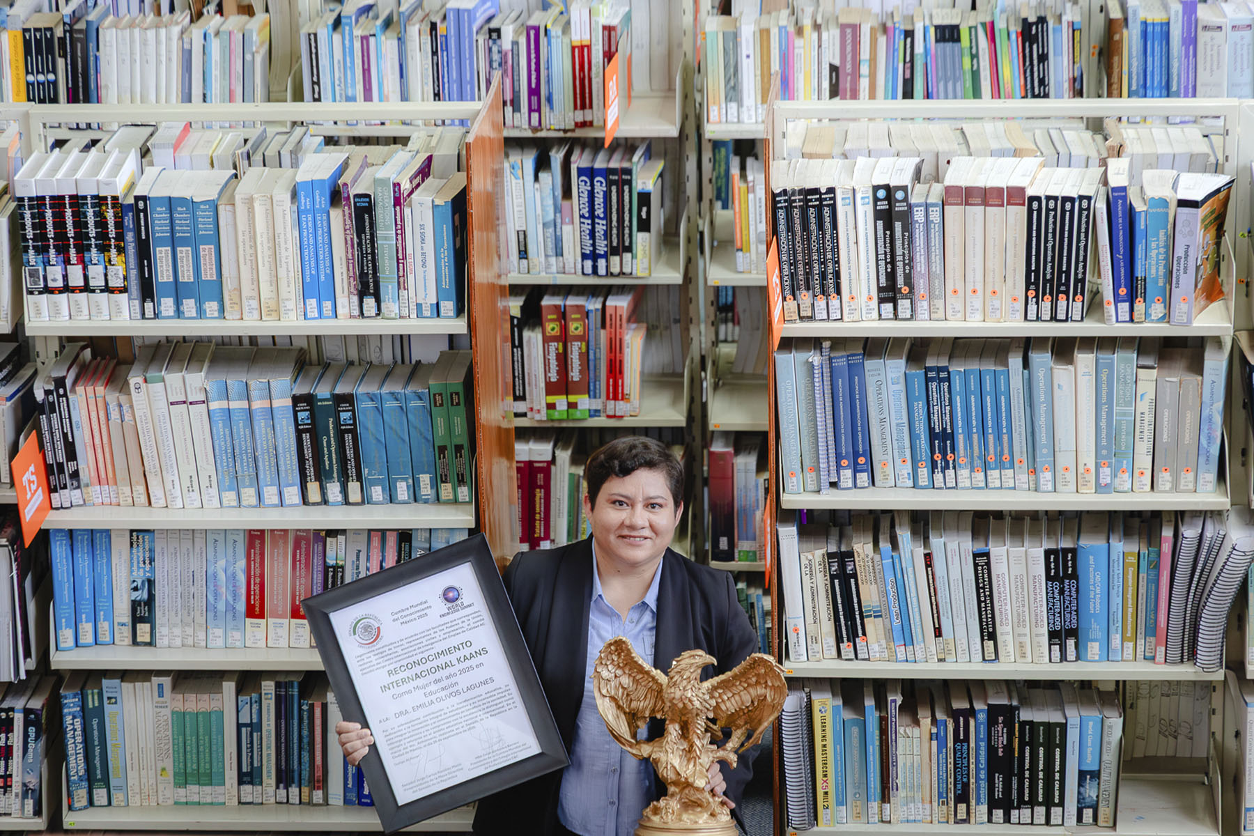 7 / 12 - Docente de Ingeniería Recibe Reconocimiento Internacional por su Trayectoria de 7 / 12 - Docente de Ingeniería Recibe Reconocimiento Internacional por su Trayectoria de