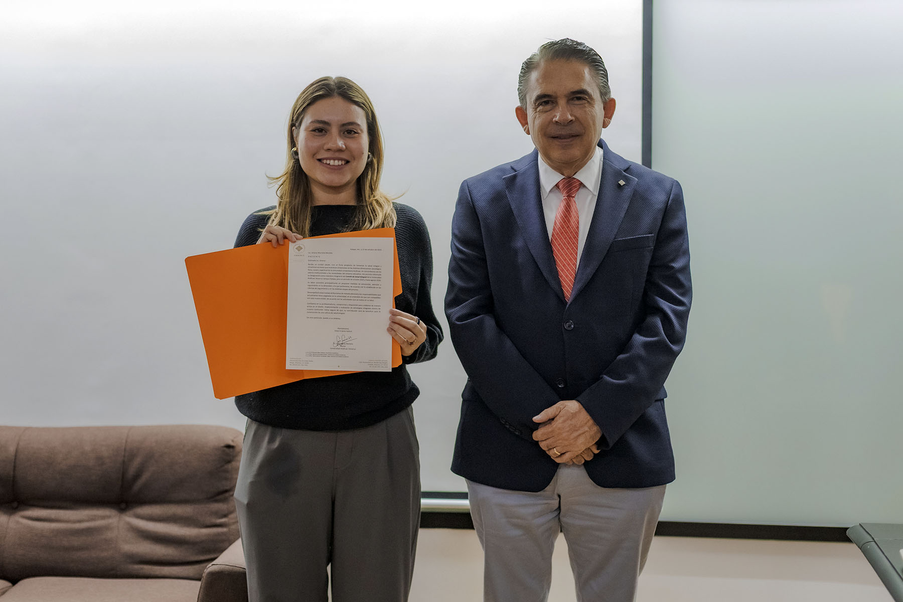 10 / 14 - Comité del Modelo de Salud Integral: Entrega de Nombramientos 10 / 14 - Comité del Modelo de Salud Integral: Entrega de Nombramientos