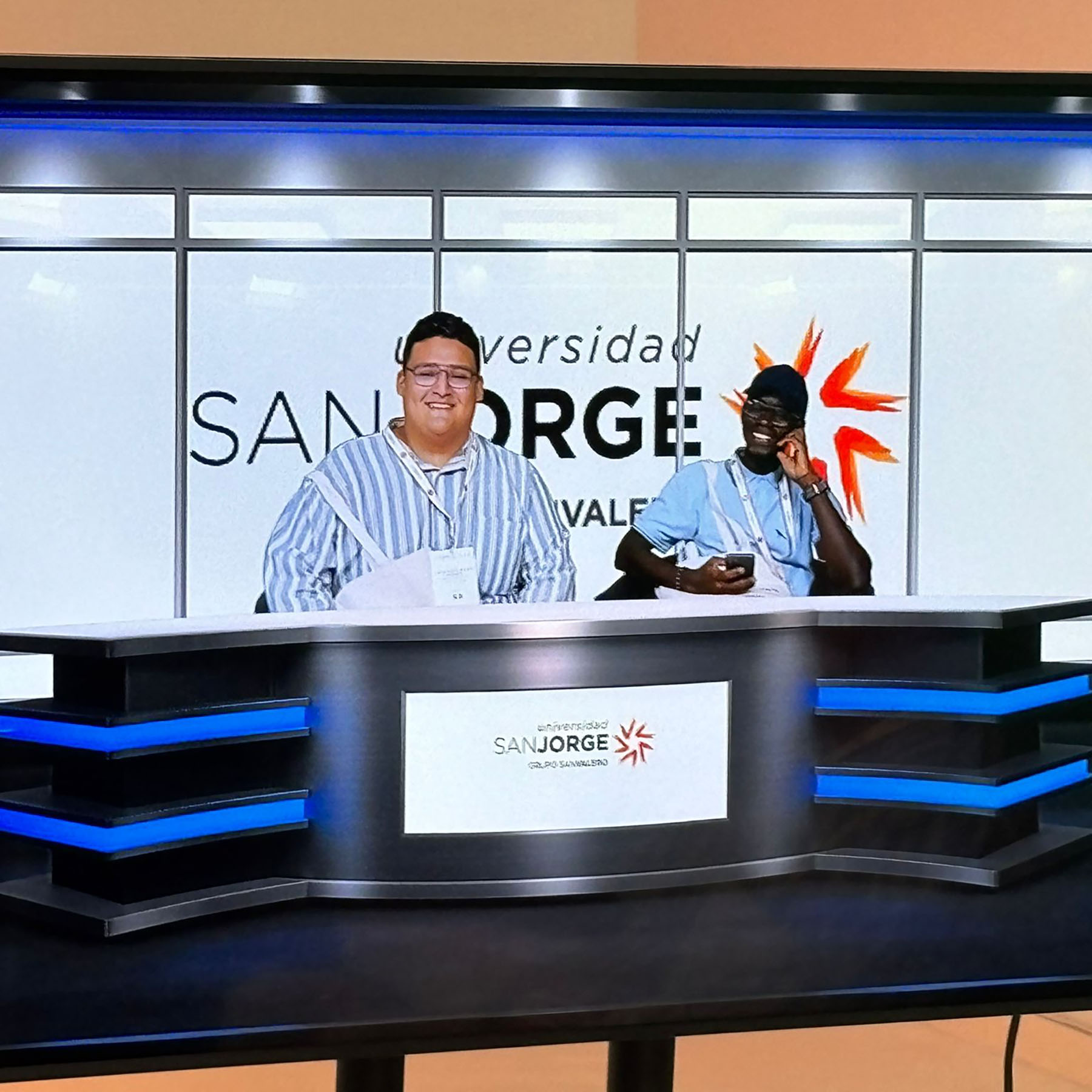 24 / 64 - Estudiantes Viven su Experiencia Internacional 202560 24 / 64 - Estudiantes Viven su Experiencia Internacional 202560