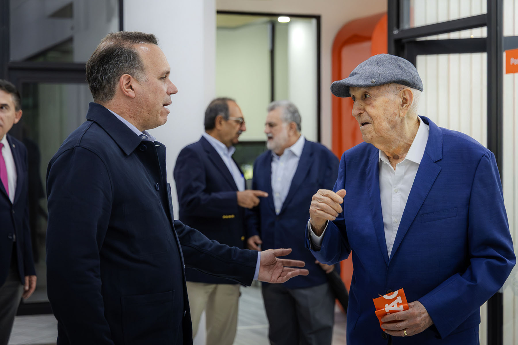 14 / 16 - Instauración de los Nuevos Salones de Posgrado y Educación Continua 14 / 16 - Instauración de los Nuevos Salones de Posgrado y Educación Continua