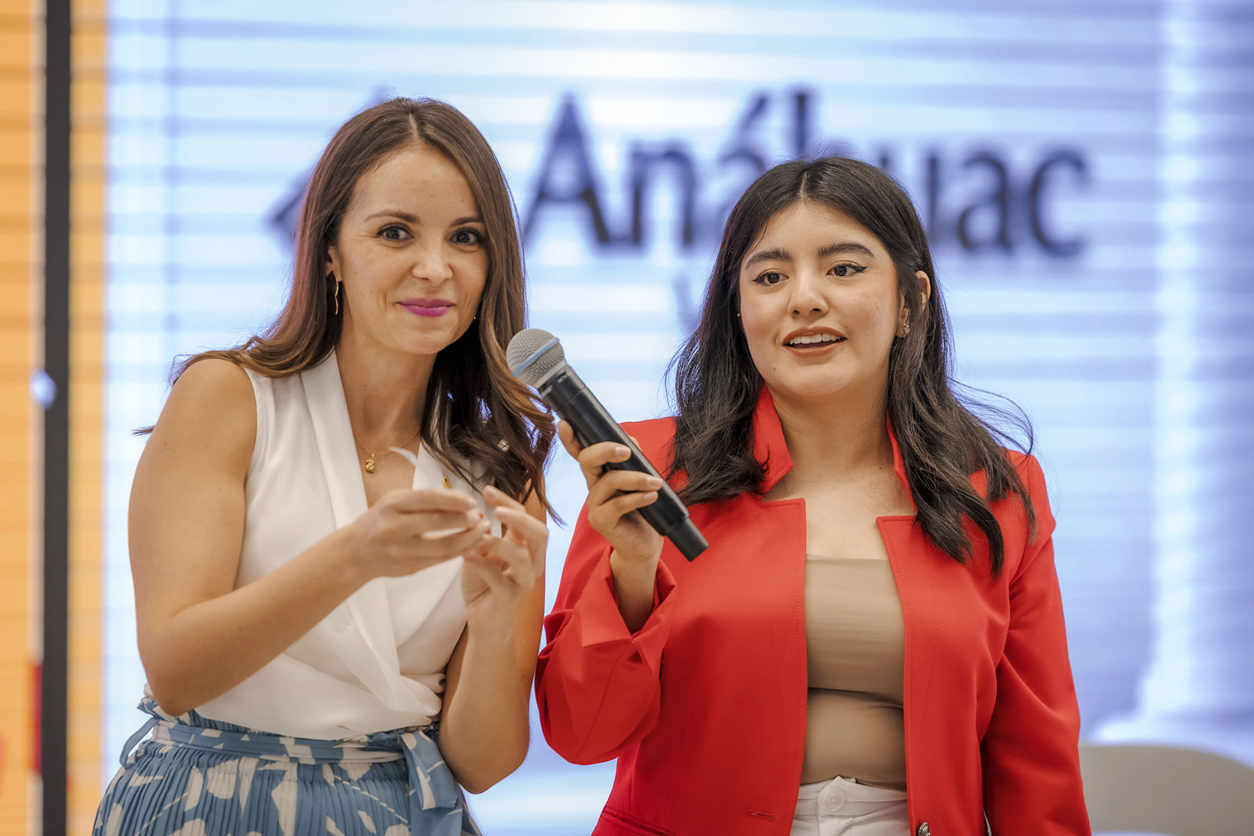 28 / 68 - La Meta Está Cerca: Clausura de Maestrías y Diplomado 28 / 68 - La Meta Está Cerca: Clausura de Maestrías y Diplomado