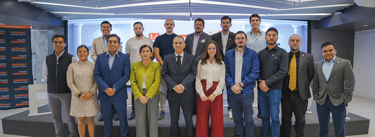 La Meta Está Cerca: Clausura de la Maestría en Economía y Negocios