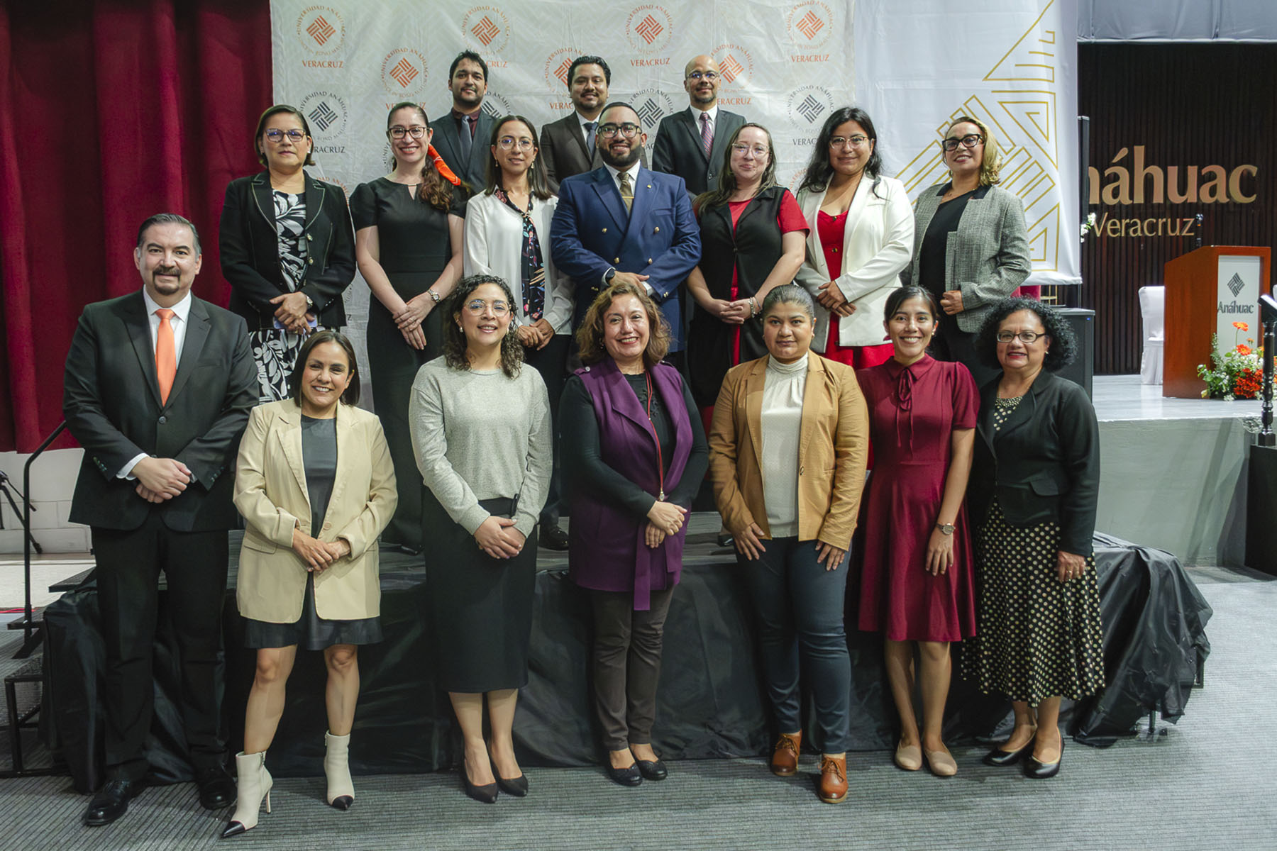 42 / 88 - Premios Lux et Veritas: Galería 42 / 88 - Premios Lux et Veritas: Galería