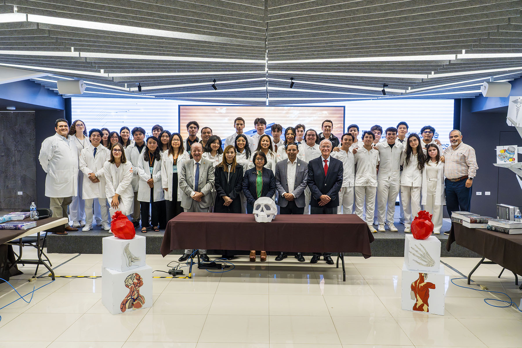 90 / 135 - Día Dos 90 / 135 - Día Dos