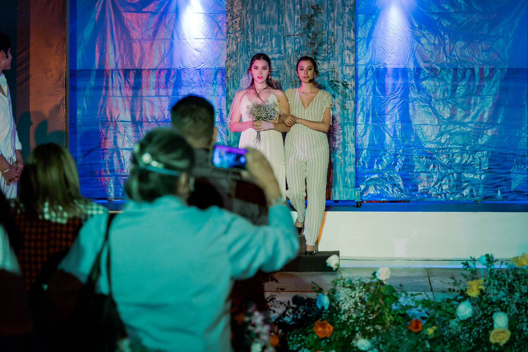 69 / 91 - Arte y Cultura 69 / 91 - Arte y Cultura