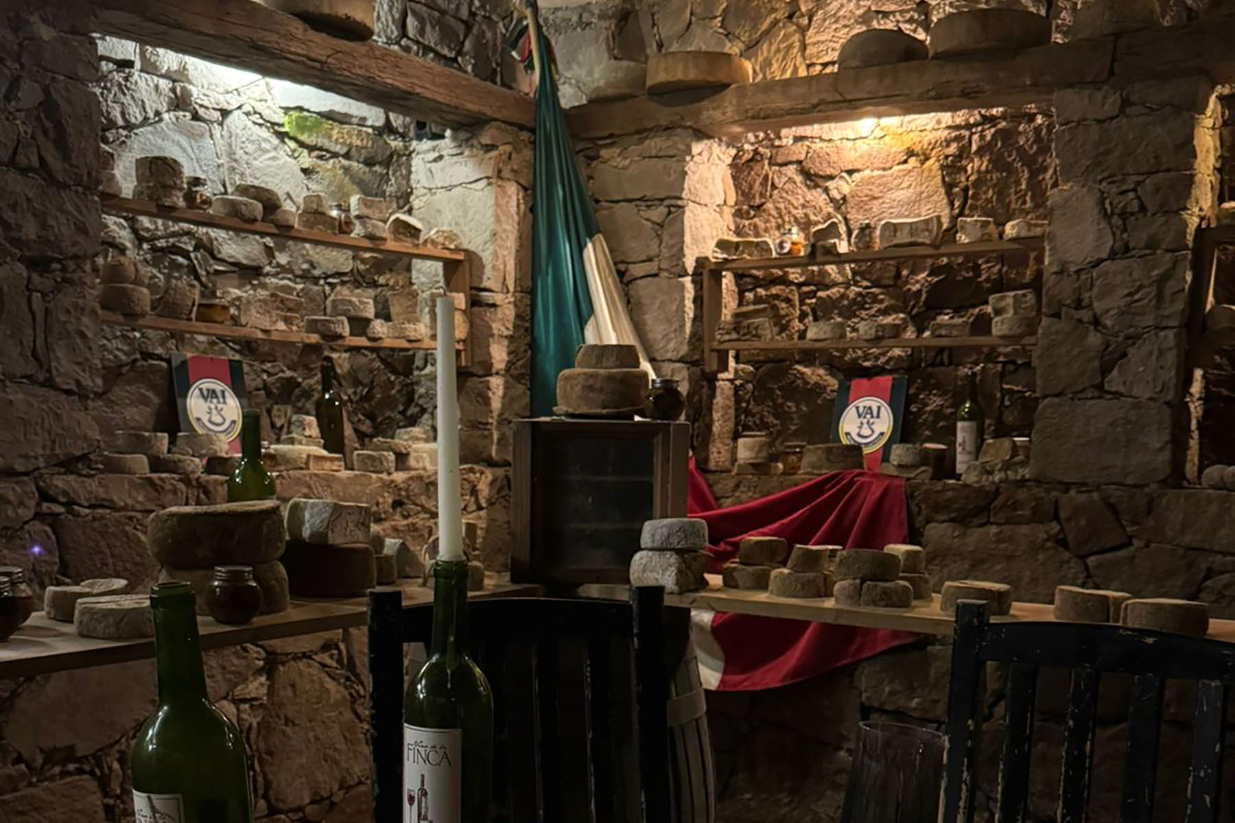 5 / 7 - Estudiantes Fortalecen su Formación en el Business Summit 2025 5 / 7 - Estudiantes Fortalecen su Formación en el Business Summit 2025