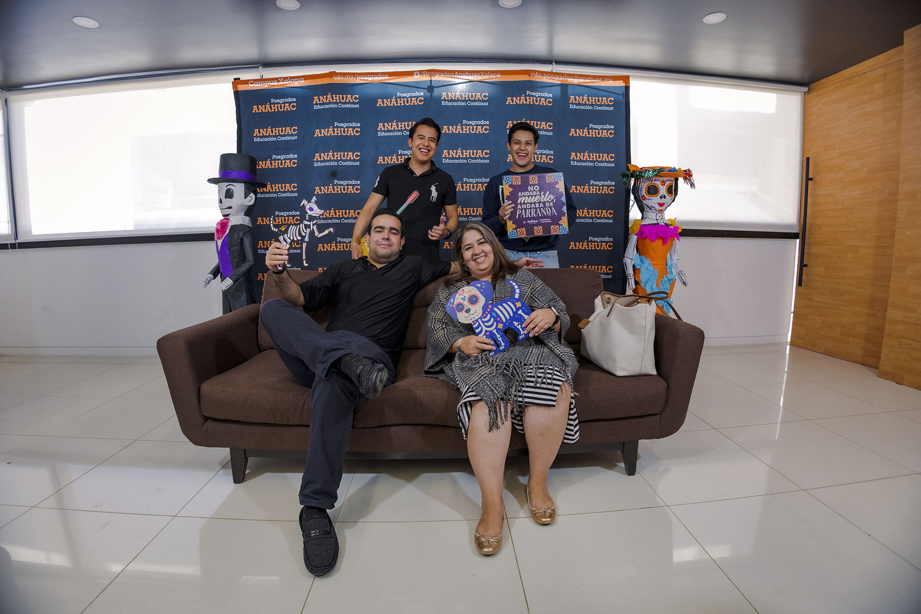 46 / 50 - Festín de Día de muertos Posgrados 46 / 50 - Festín de Día de muertos Posgrados