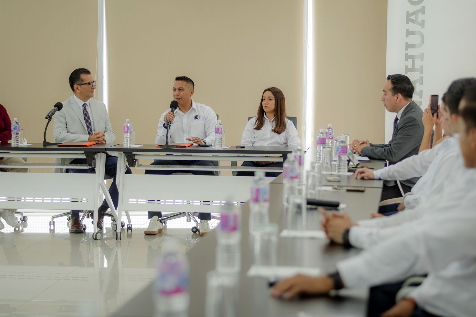 4 / 10 - Firma de Convenio con Nicolás Center Elite 4 / 10 - Firma de Convenio con Nicolás Center Elite