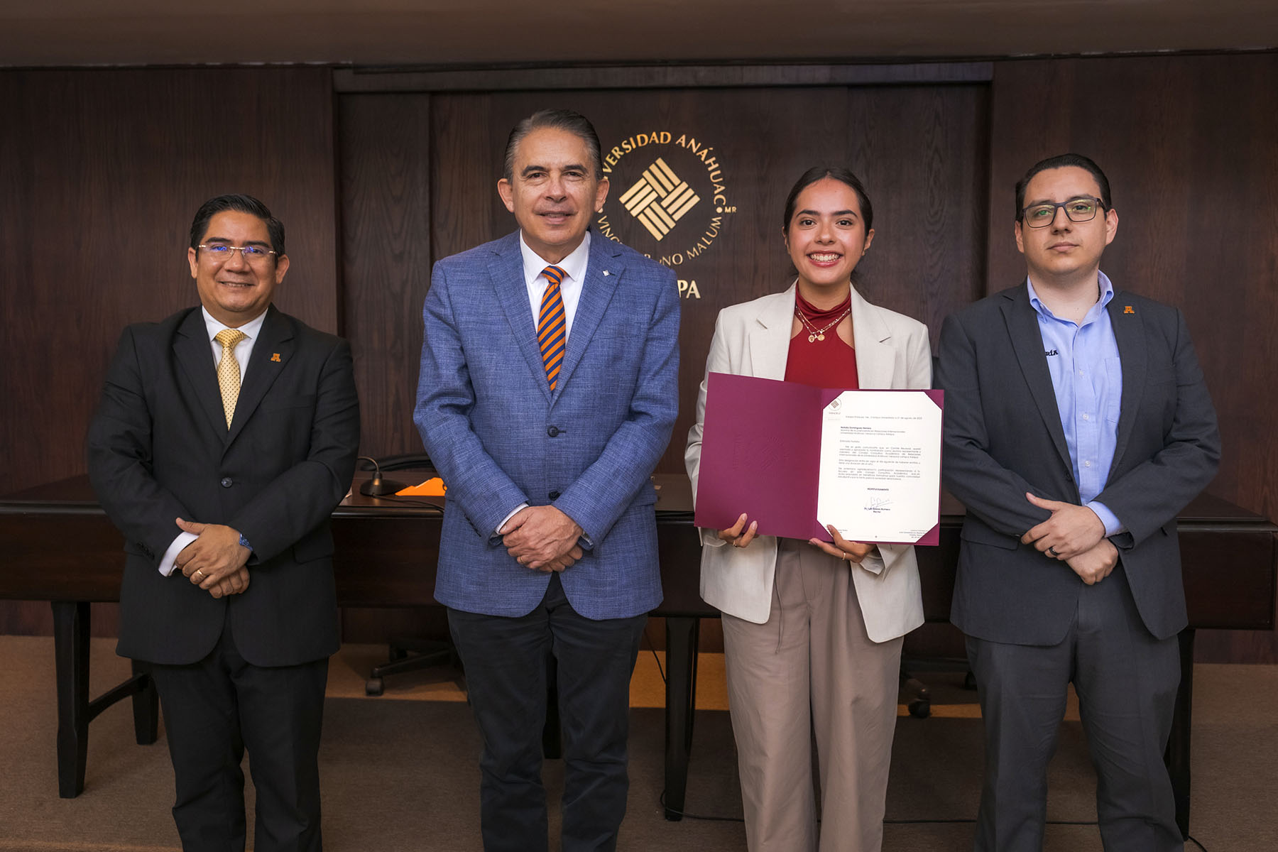 17 / 52 - Nombramiento de Alumnos Consejeros Consultivos Académicos 2025-2026 17 / 52 - Nombramiento de Alumnos Consejeros Consultivos Académicos 2025-2026