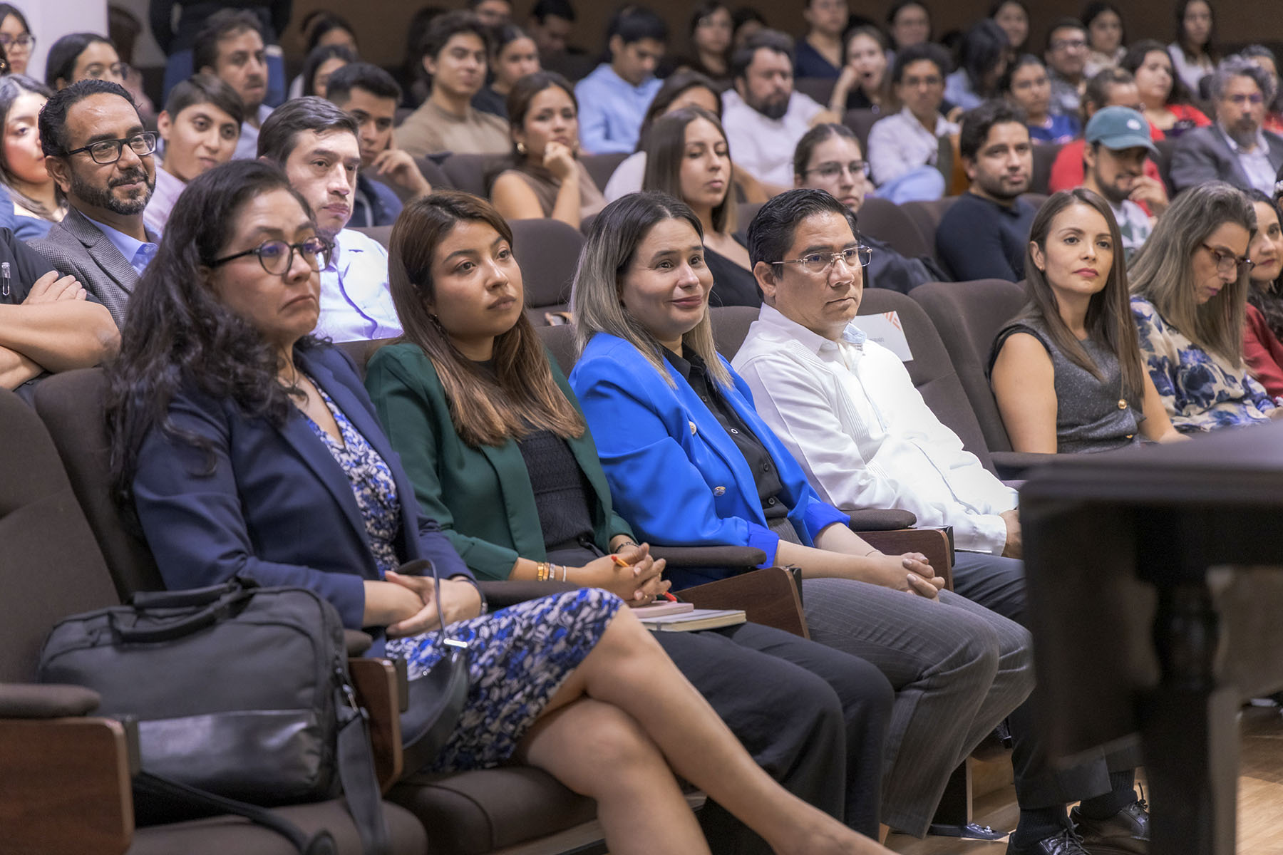 3 / 24 - Cátedra del Rector a Alumnos de Posgrado 3 / 24 - Cátedra del Rector a Alumnos de Posgrado