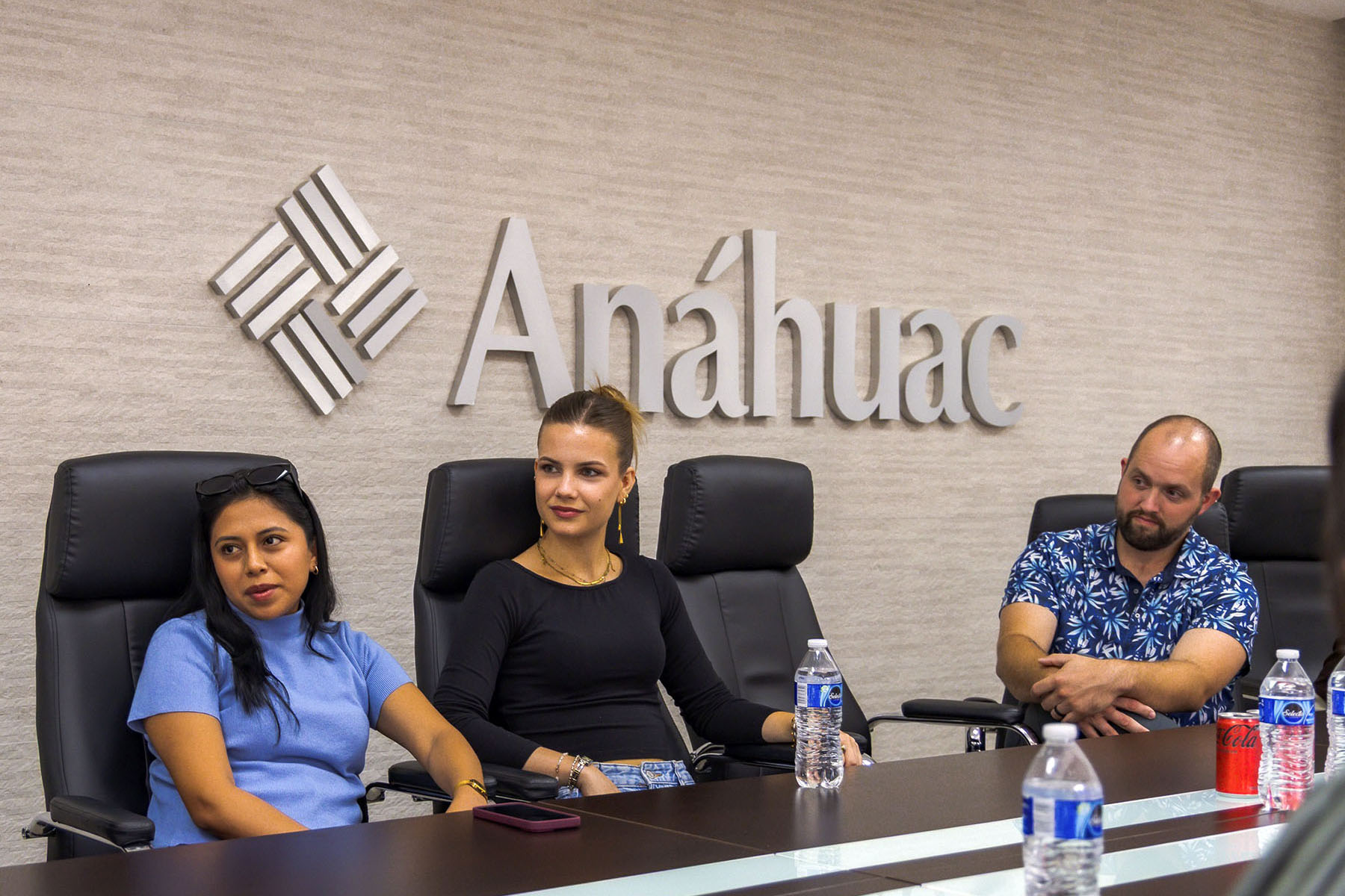 4 / 9 - Visita de Estudiantes Internacionales 202560: Un Enriquecimiento Mutuo 4 / 9 - Visita de Estudiantes Internacionales 202560: Un Enriquecimiento Mutuo