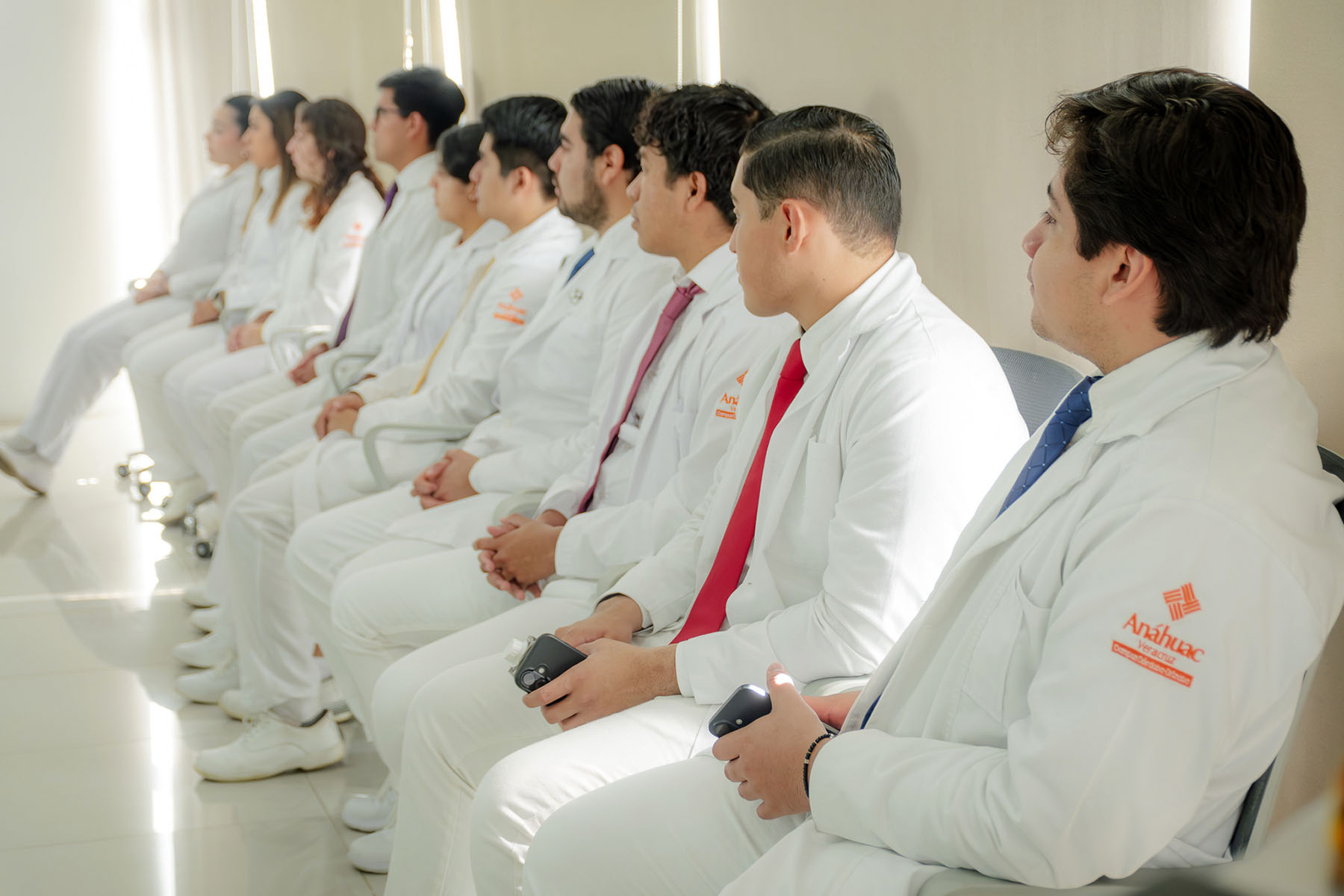 2 / 9 - Firma de Convenio con el Sanatorio Escudero 2 / 9 - Firma de Convenio con el Sanatorio Escudero