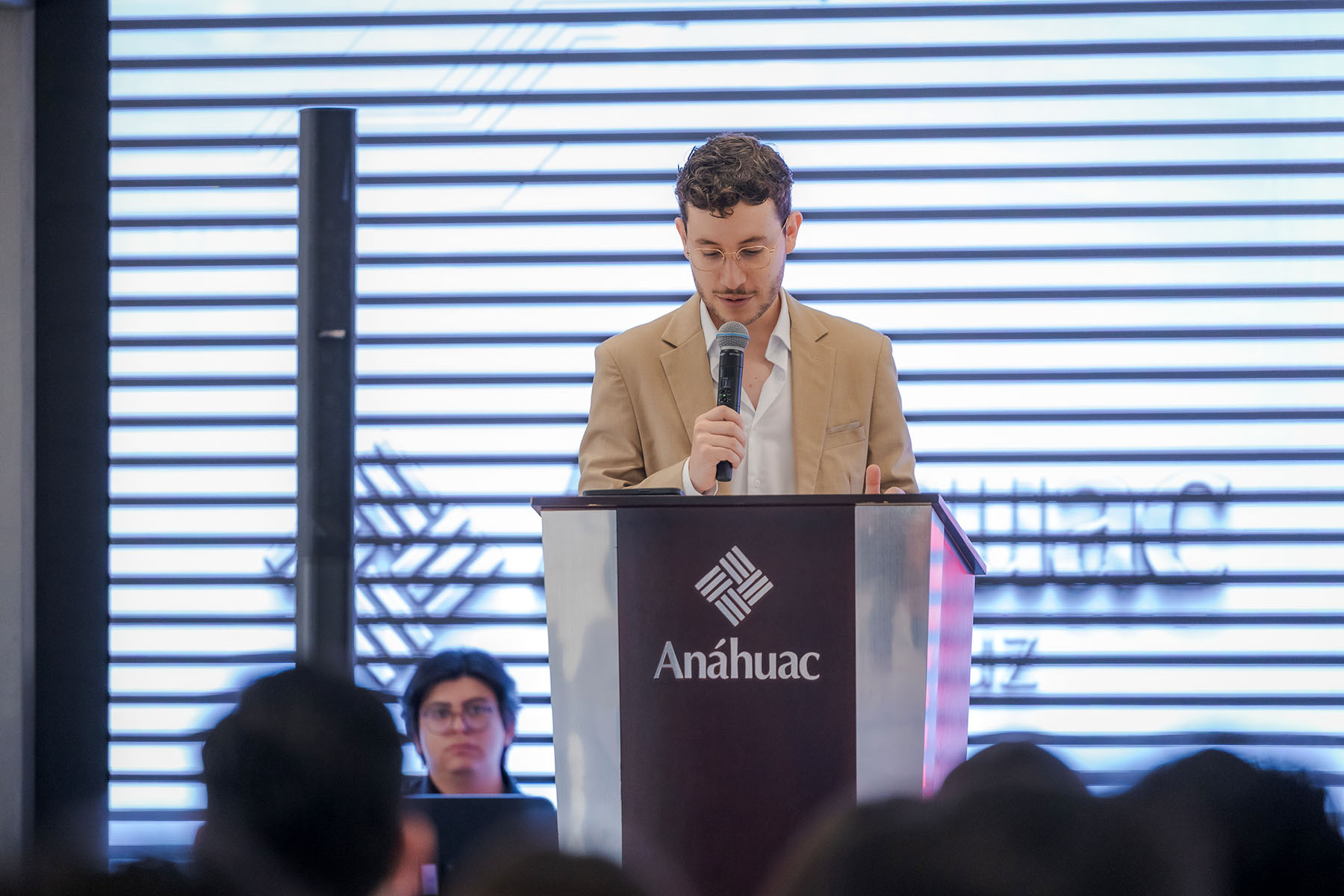 2 / 22 - Homenaje al Dr. Luis Manuel Flores Frías en el Marco del Día del Médico 2 / 22 - Homenaje al Dr. Luis Manuel Flores Frías en el Marco del Día del Médico