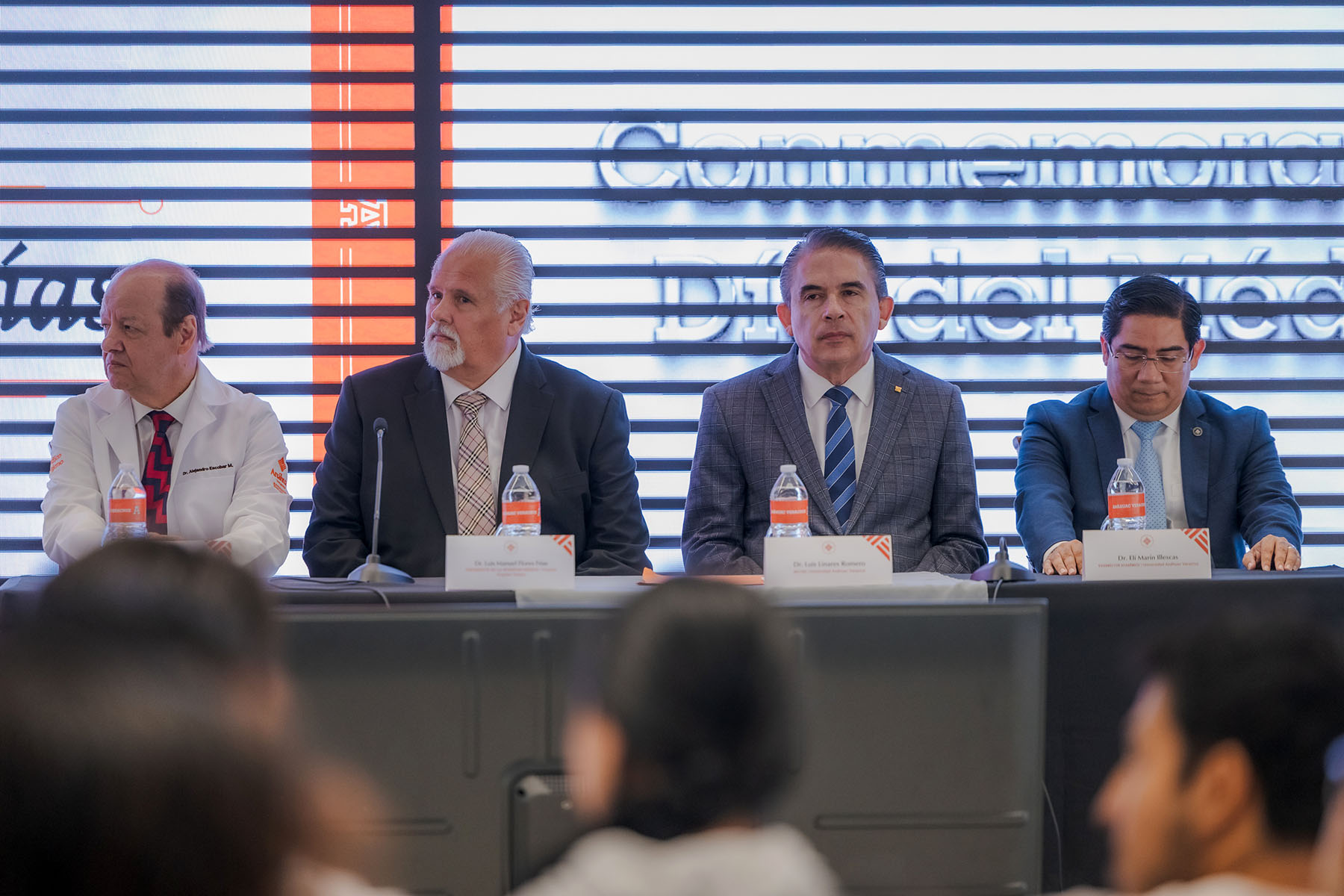 3 / 22 - Homenaje al Dr. Luis Manuel Flores Frías en el Marco del Día del Médico 3 / 22 - Homenaje al Dr. Luis Manuel Flores Frías en el Marco del Día del Médico