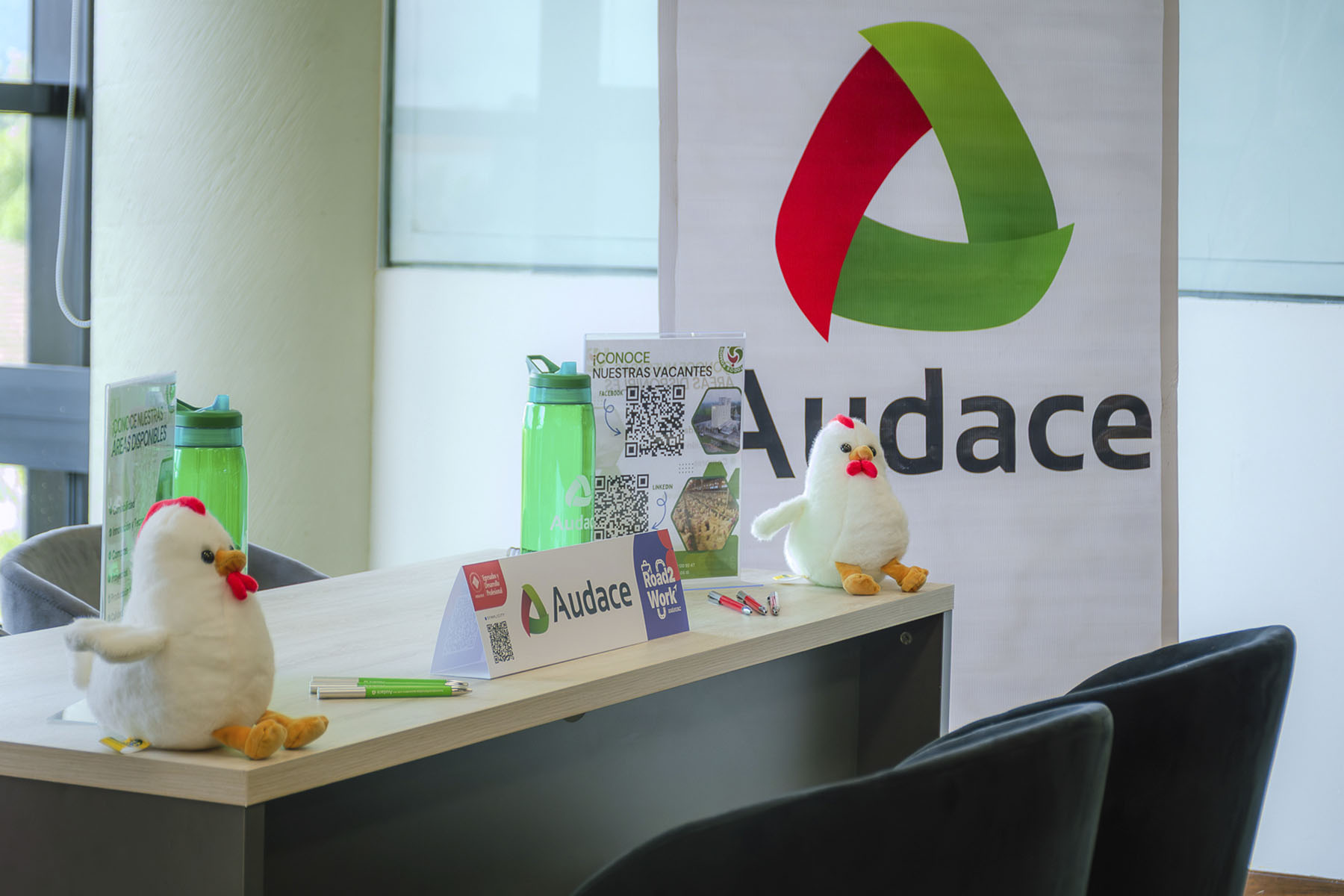 5 / 40 - Road2Work: Conecta a Más de 230 Estudiantes con el Mercado Laboral 5 / 40 - Road2Work: Conecta a Más de 230 Estudiantes con el Mercado Laboral