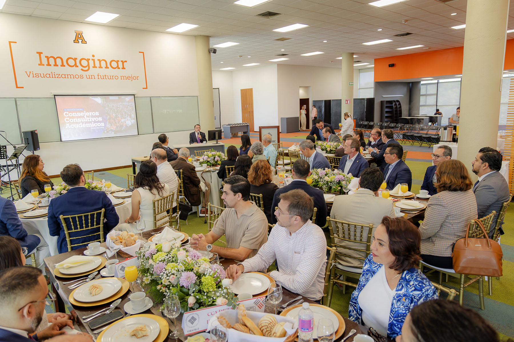 1 / 32 - Tercer Desayuno de Consejeros Consultivos Académicos 1 / 32 - Tercer Desayuno de Consejeros Consultivos Académicos