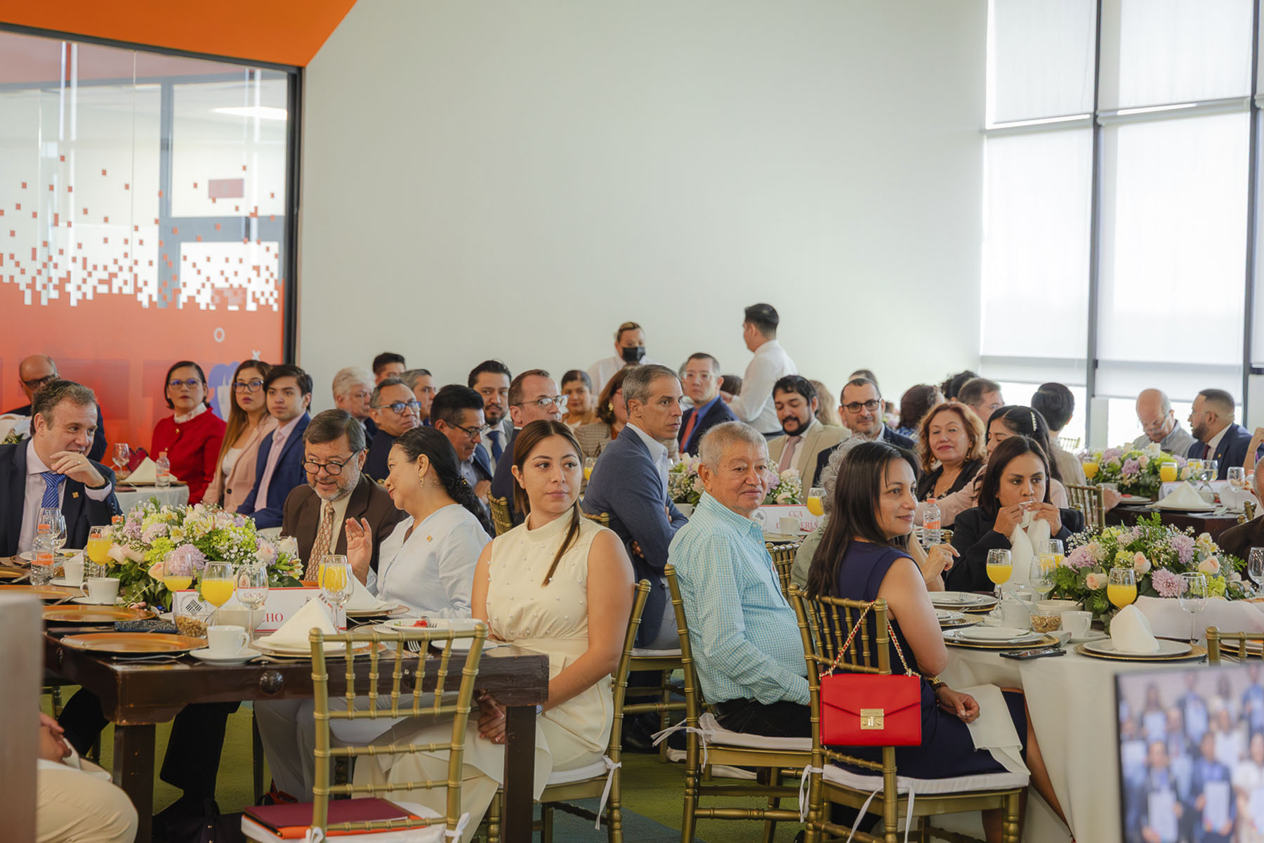 10 / 32 - Tercer Desayuno de Consejeros Consultivos Académicos 10 / 32 - Tercer Desayuno de Consejeros Consultivos Académicos