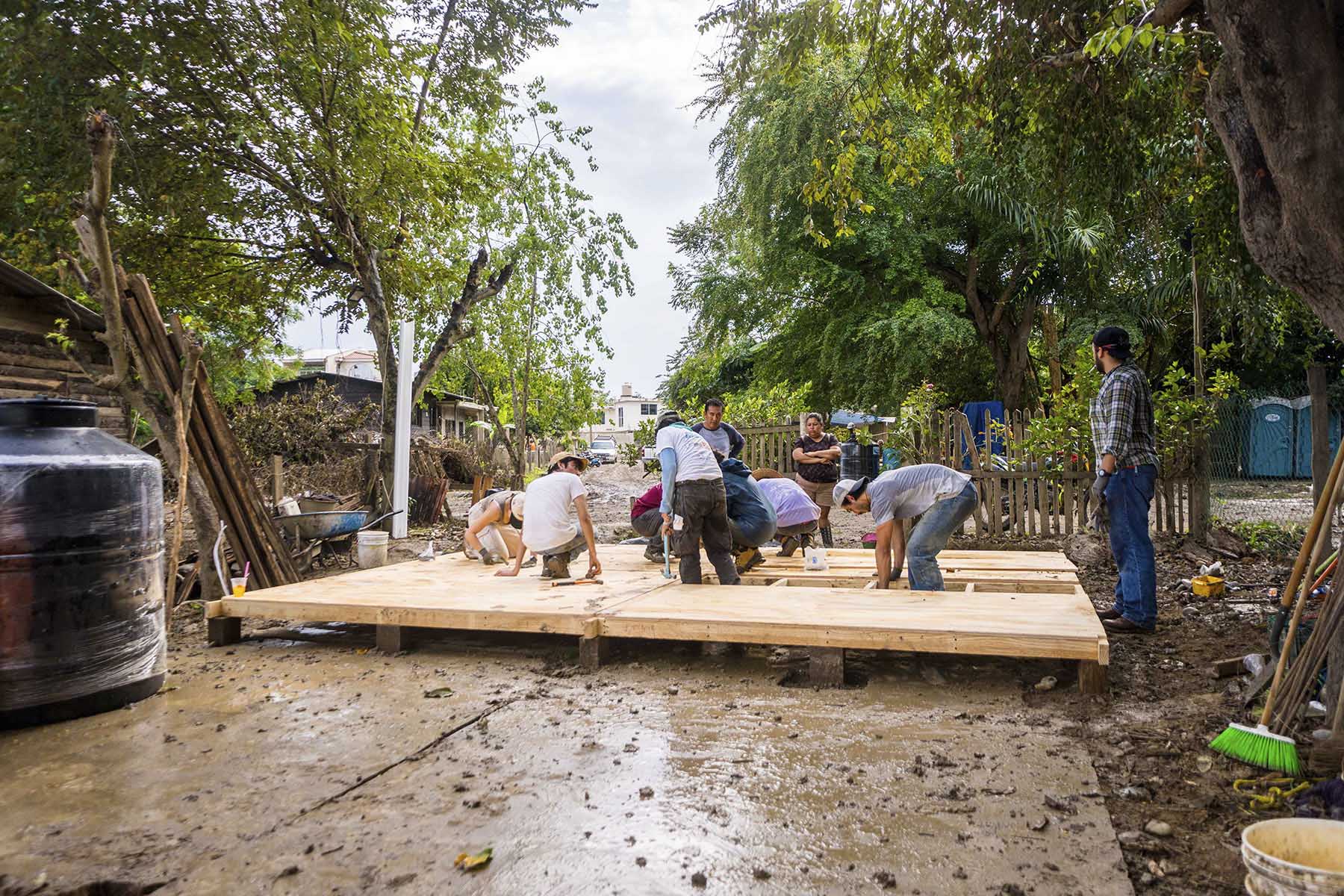 27 / 50 - ASUA Reconstruye 27 / 50 - ASUA Reconstruye