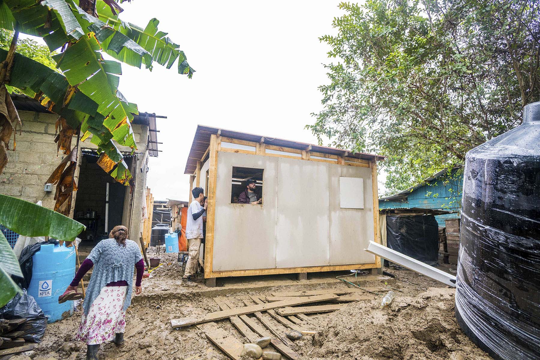 45 / 50 - ASUA Reconstruye 45 / 50 - ASUA Reconstruye