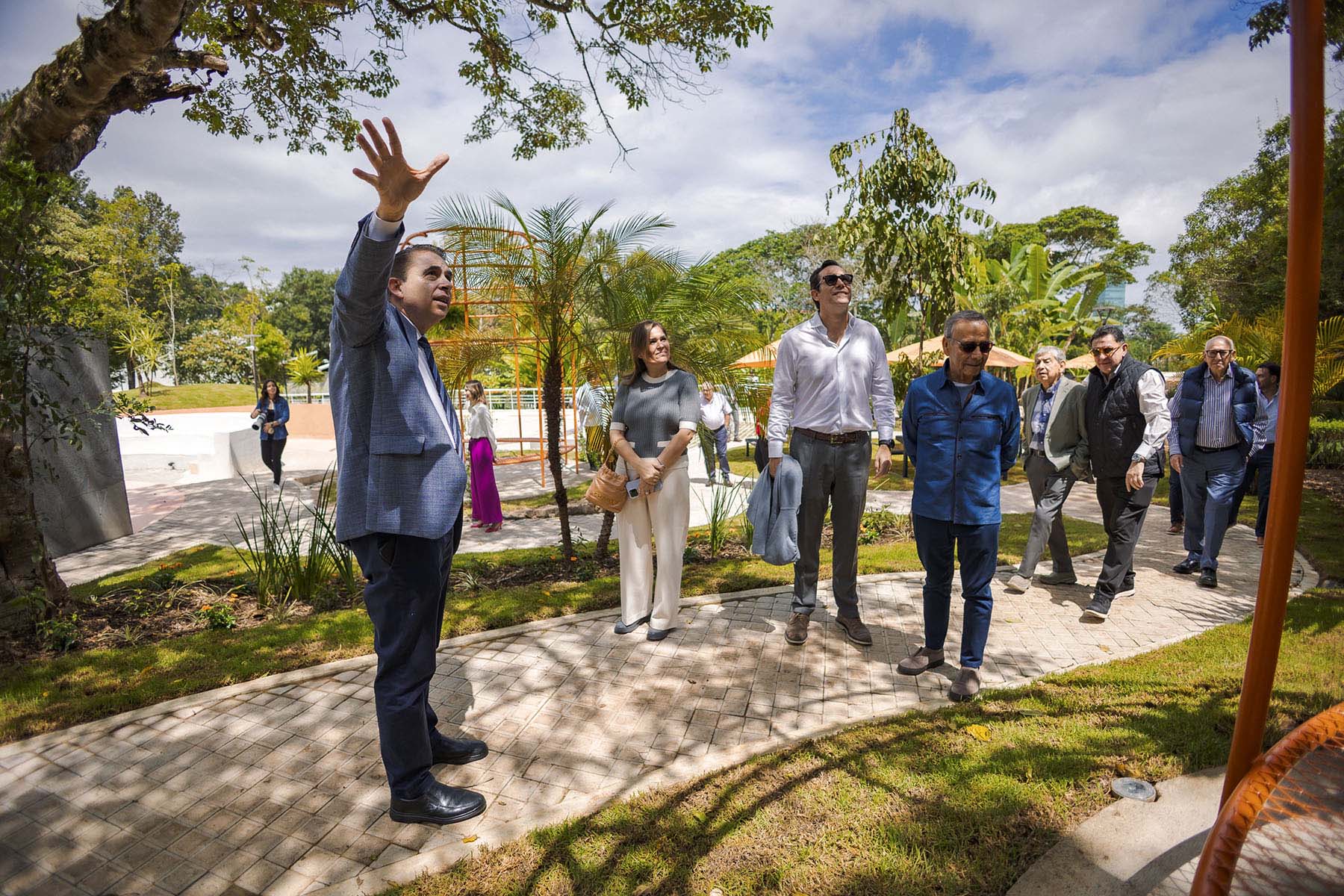 20 / 43 - Inauguración de Nuevos Espacios: EdTech Room y Site Principal 20 / 43 - Inauguración de Nuevos Espacios: EdTech Room y Site Principal