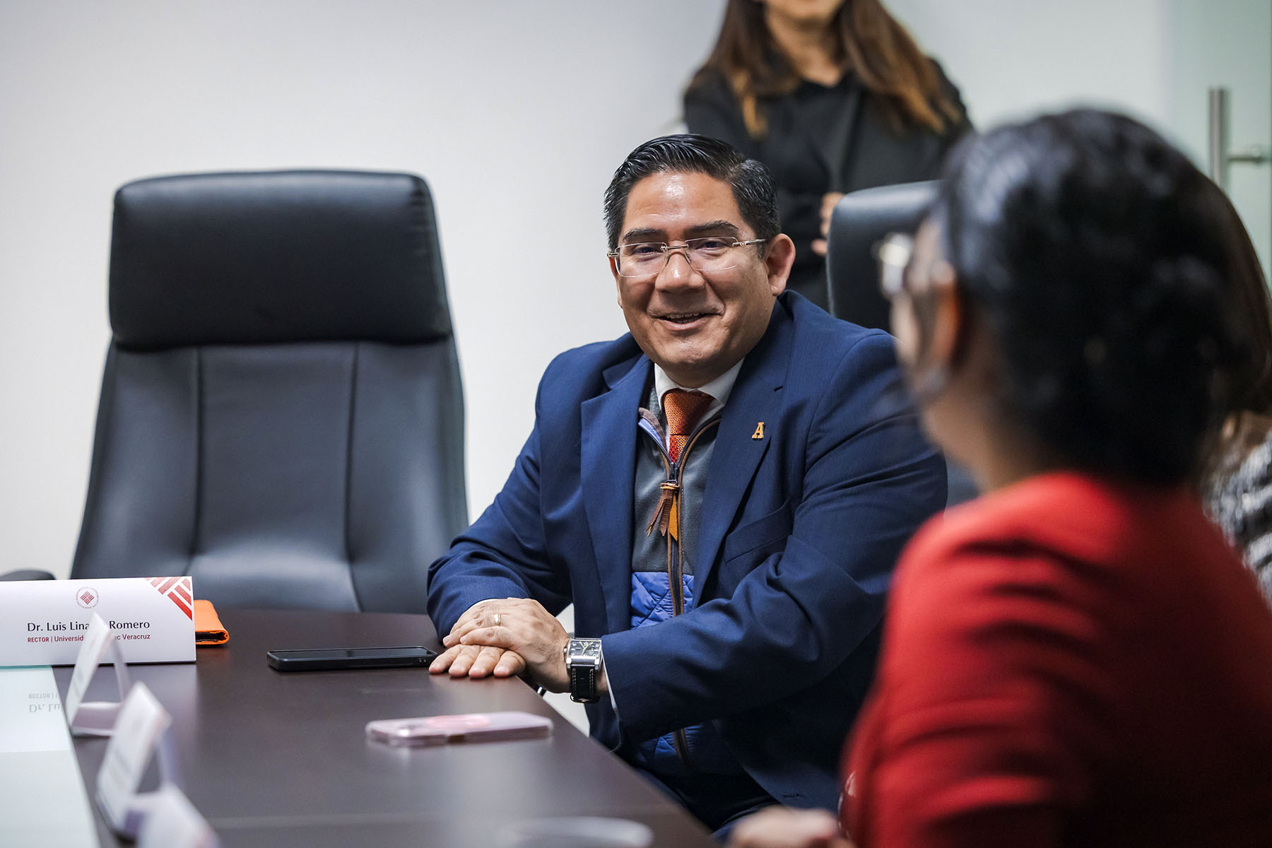 4 / 12 - Firma de Convenio con la Unión de Empresarios Hoteleros 4 / 12 - Firma de Convenio con la Unión de Empresarios Hoteleros