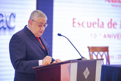 Décimo Aniversario de la Escuela de Medicina