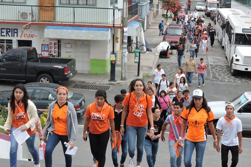 Caminata a la Puerta Santa para ganar la Indulgencia Plenaria 3 / 8 - Caminata a la Puerta Santa para ganar la Indulgencia Plenaria